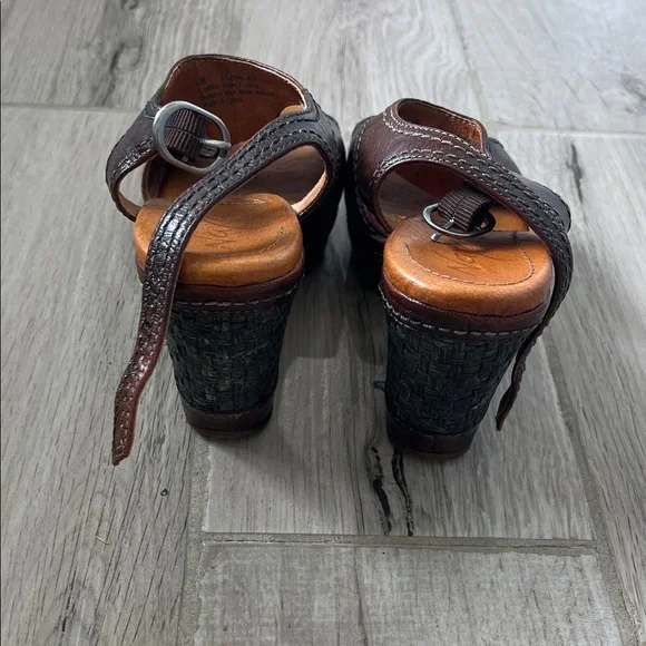 Naya Dark Brown Leather Sandals - Picture 4 of 11